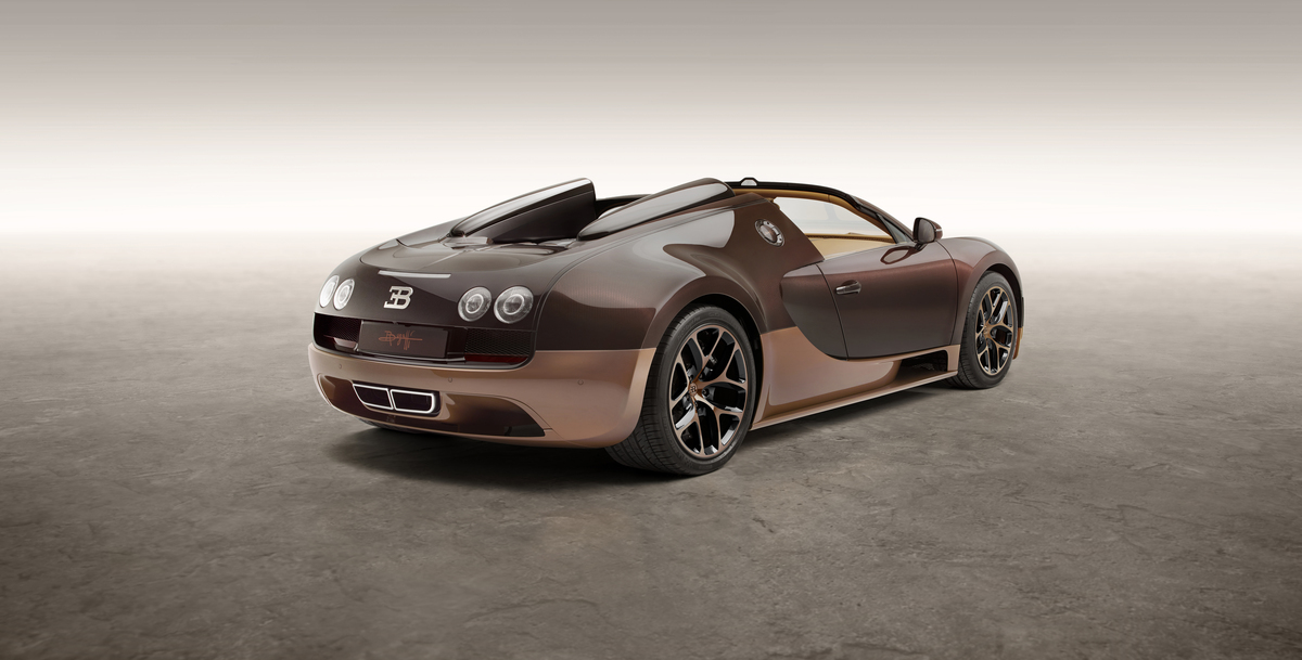 004 Rembrandt Bugatti Legend 3-4 rear