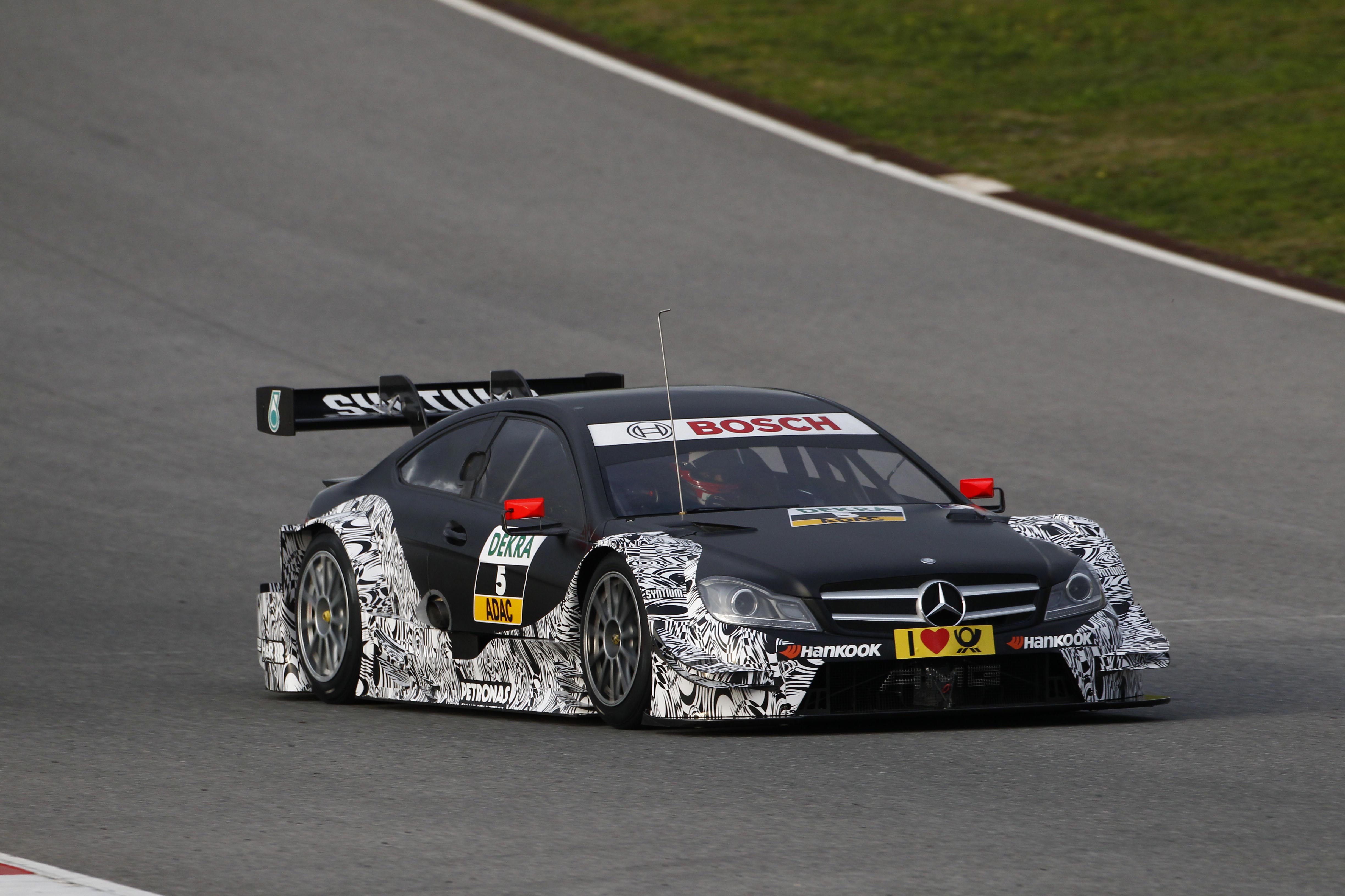 Paul Di Resta back in Mercedes-Benz DTM cockpit