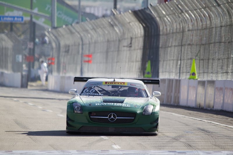 Beretta Wins in GT at Long Beach. 5-2