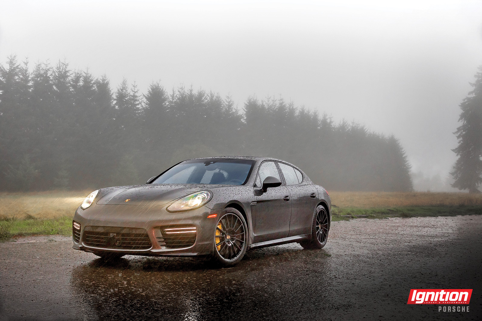 Panamera front-rain-3q-beauty