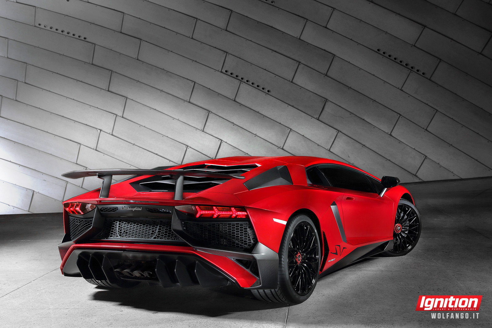 2016 Lamborghini Aventador LP 750-4 SV Ignition 27