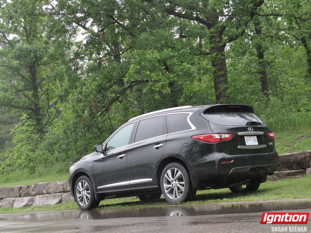 Infiniti QX60 02 resize