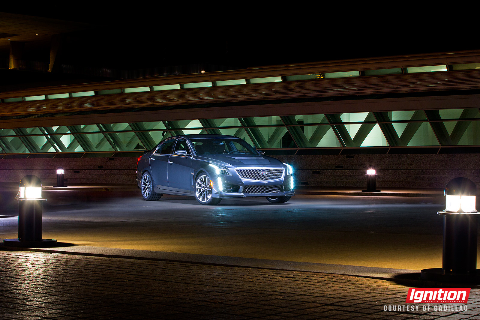 2016-Cadillac-CTS-V-Sedan-048-Ignition