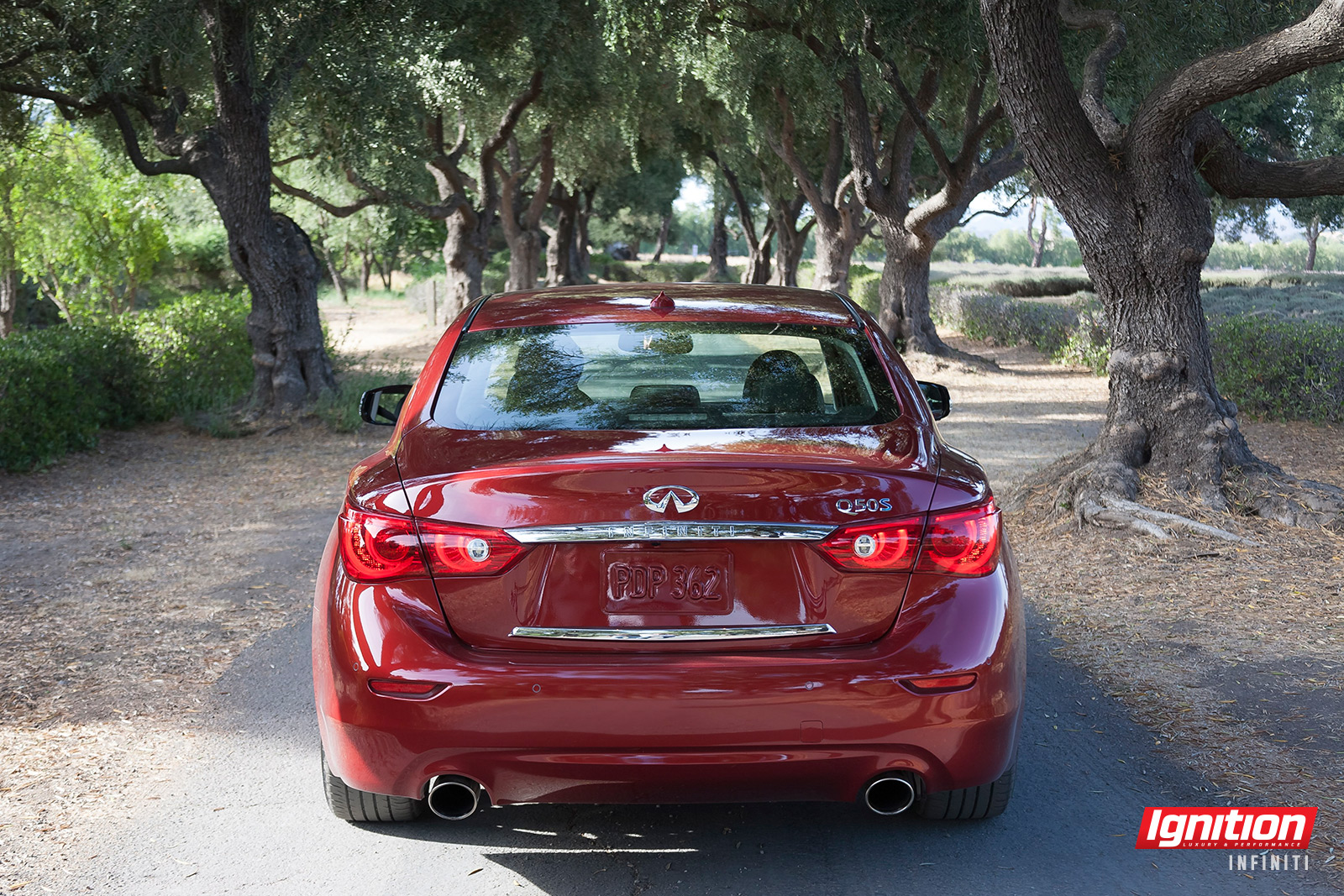2015-infiniti-q50 32