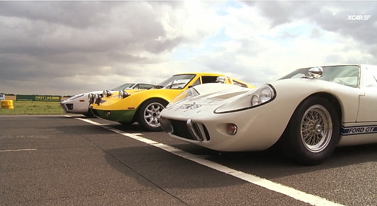 Ford GT drag race