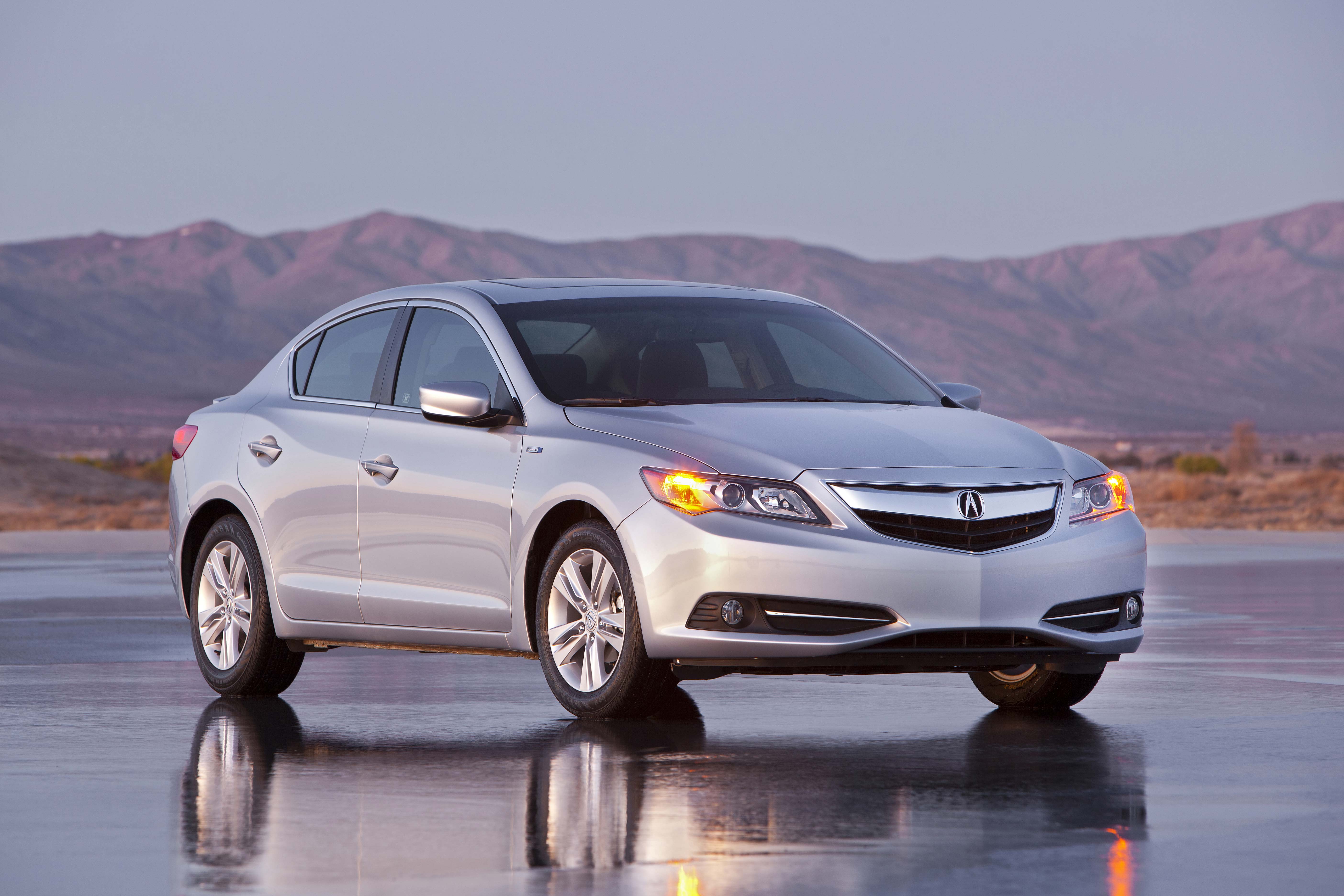 Acura ILX Hybrid