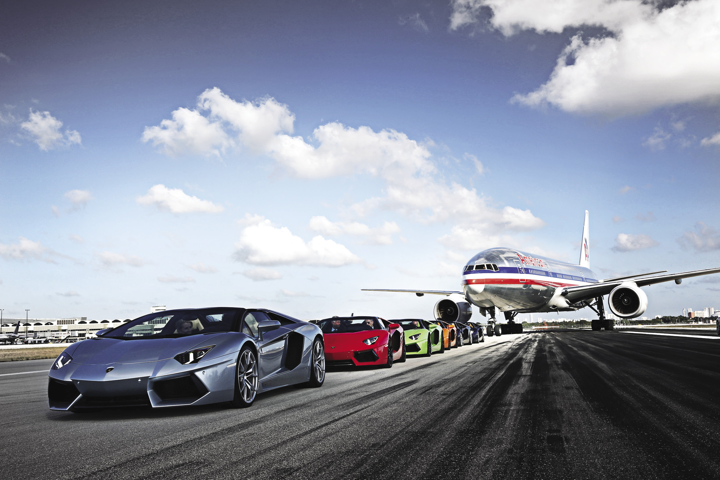 Driven:2013 Lamborghini Aventador Roadster
