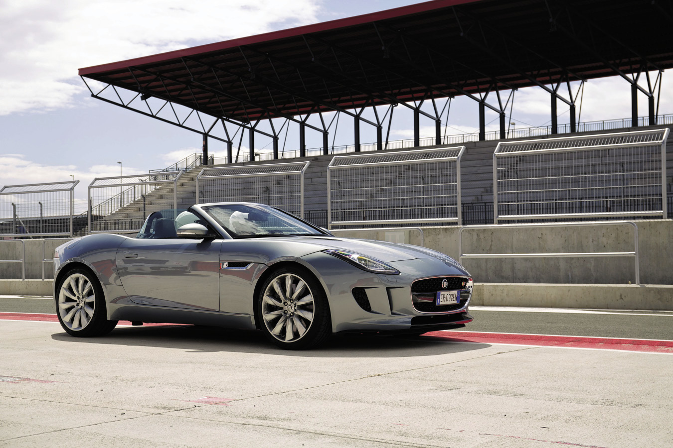 Driven: 2014 Jaguar F-Type