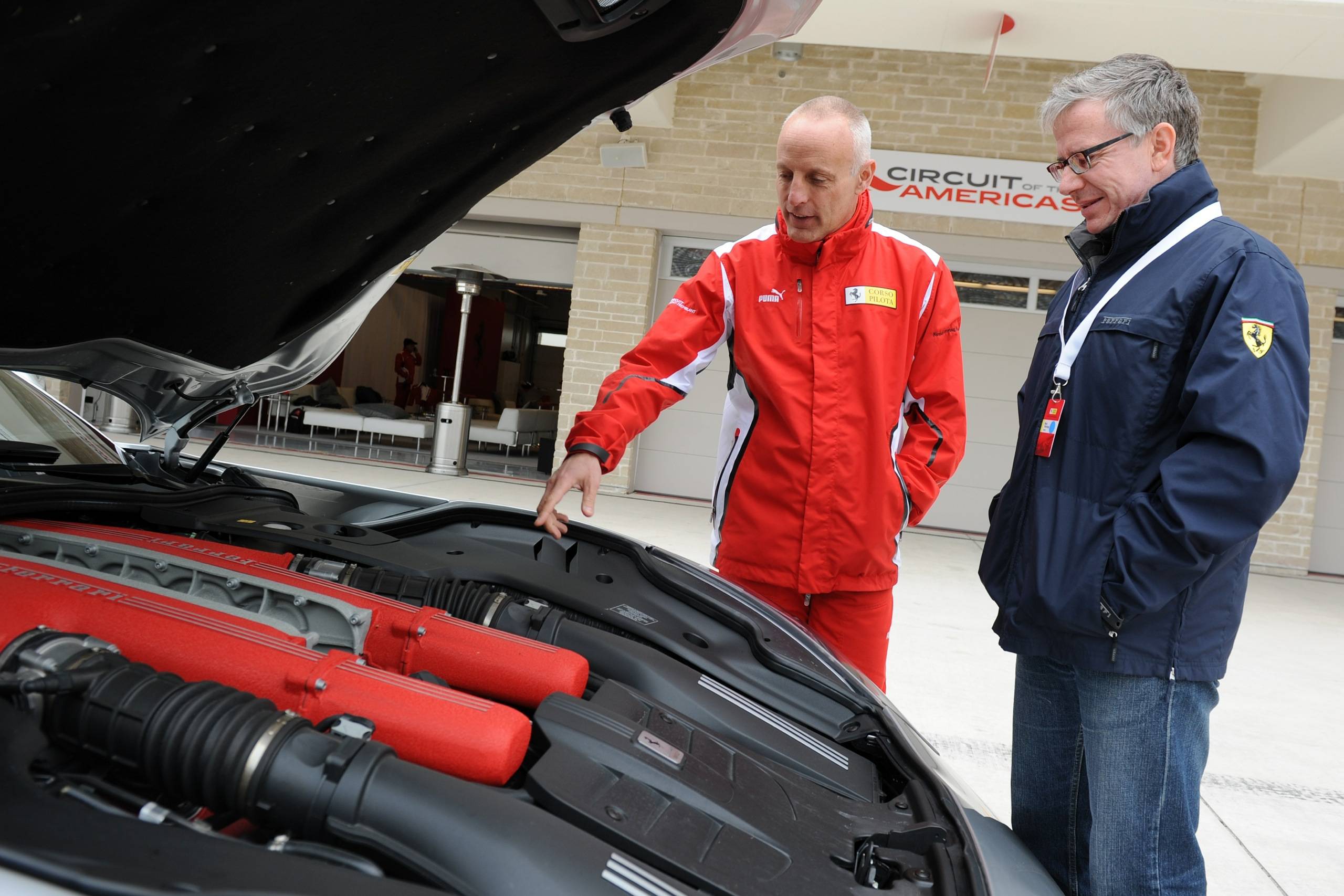Ferrari F12 Driving Experience Mark Hacking PRNMAG 10