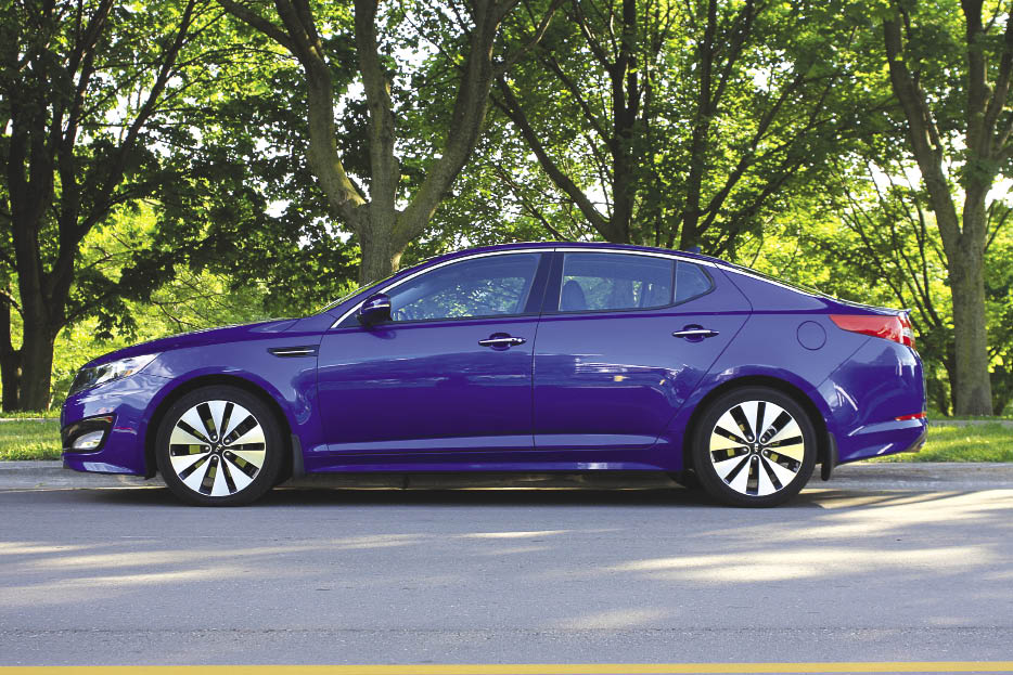 2011_Kia_Optima_5