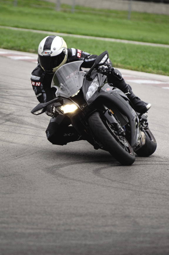 Taking a tight corner on the ZX-10R ABS. Photo by RHM Photo